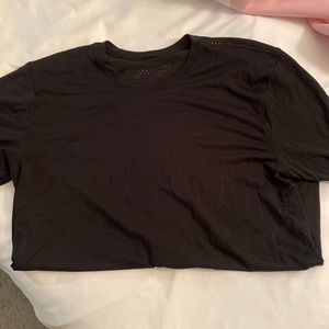Lululemon Shirt - Large, Black
No stains / damages
